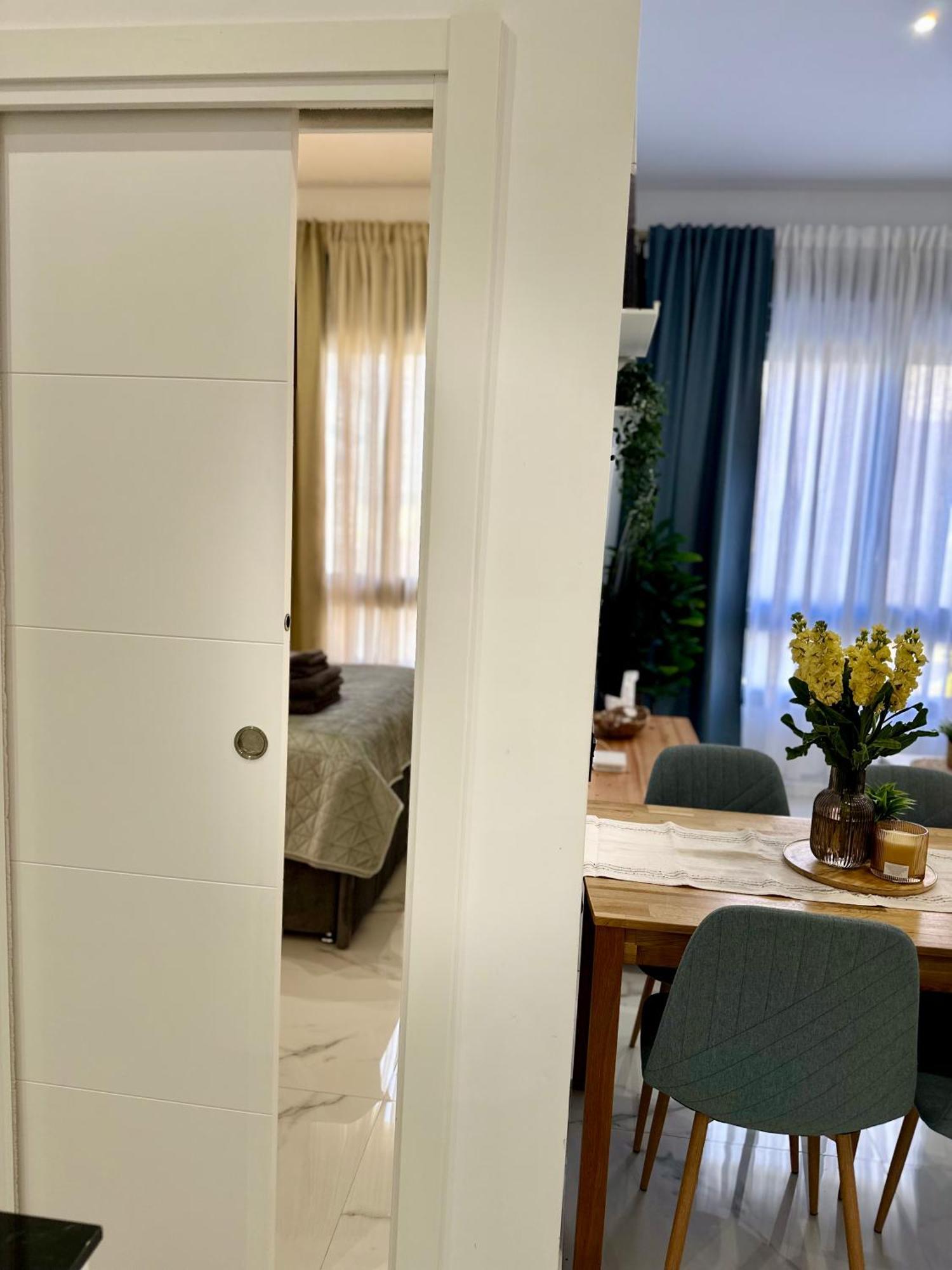 Mark Suite B8 丰希罗拉 外观 照片