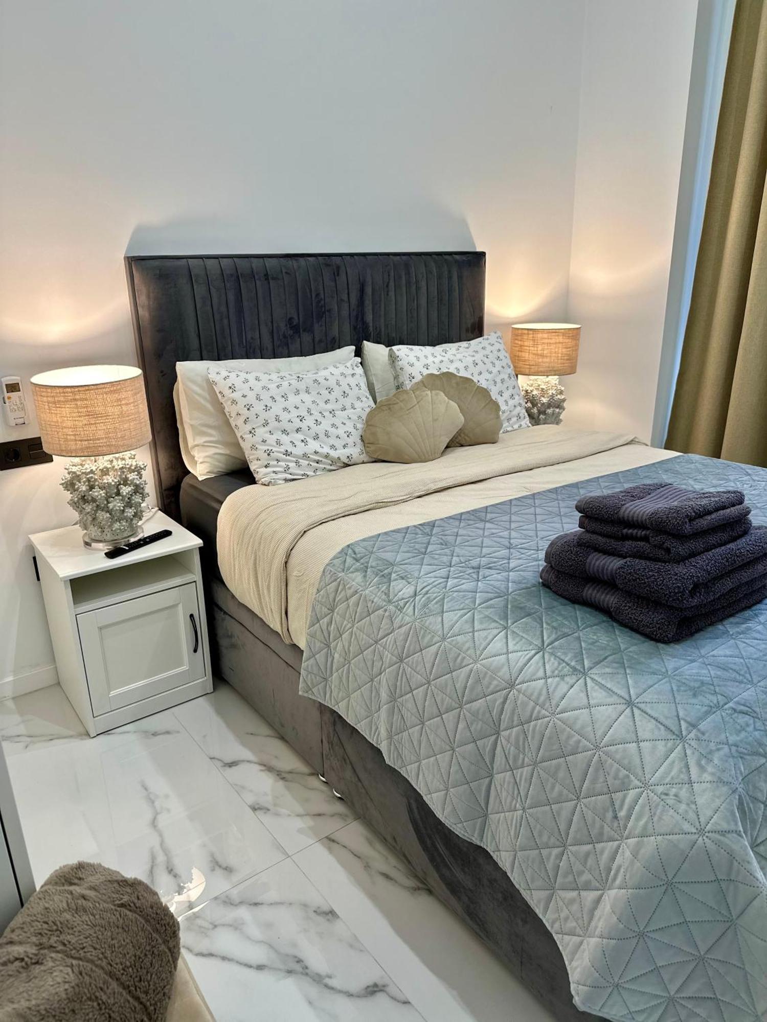 Mark Suite B8 丰希罗拉 外观 照片